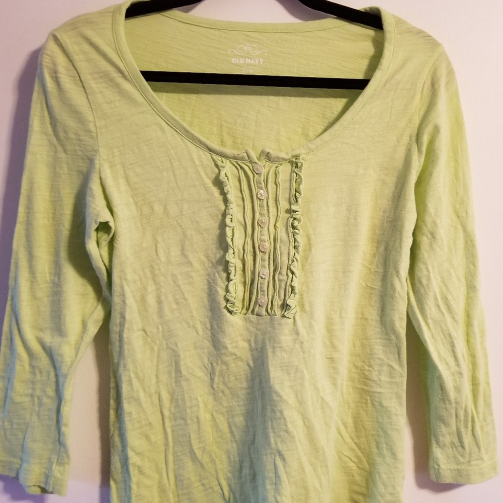 3/4 length sleeve t-shirt